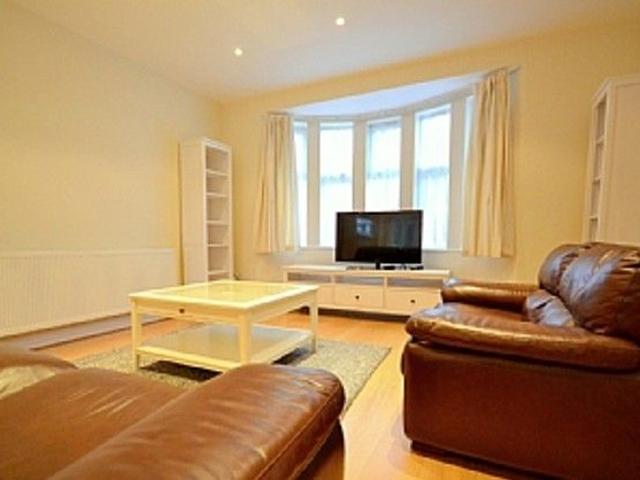 Cissbury Ring South, Woodside Park, London N12, 4 bed semi detached house to rent, £4,500 pcm | PrimeLocation