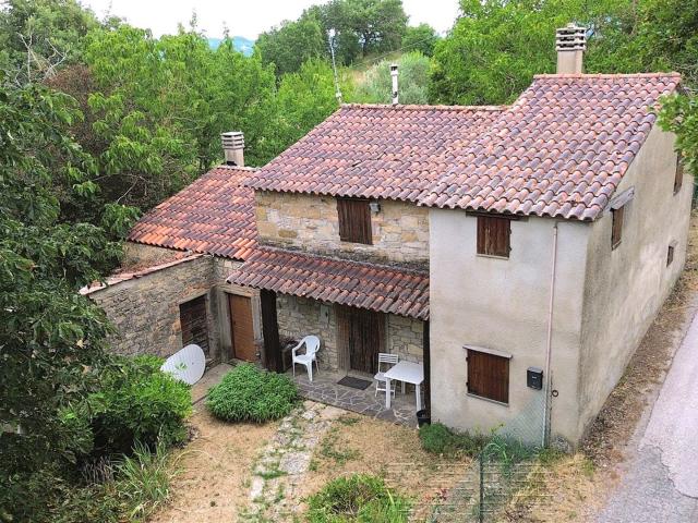 ​Città DI Castello Pg – Casale con giardino nella tranquil. 130m² Città di Castello