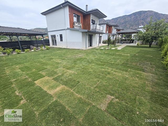 CittaSlow'dan Toparlar'da 530m2 Arsalı Satılık Lüks 3+1 Villalar