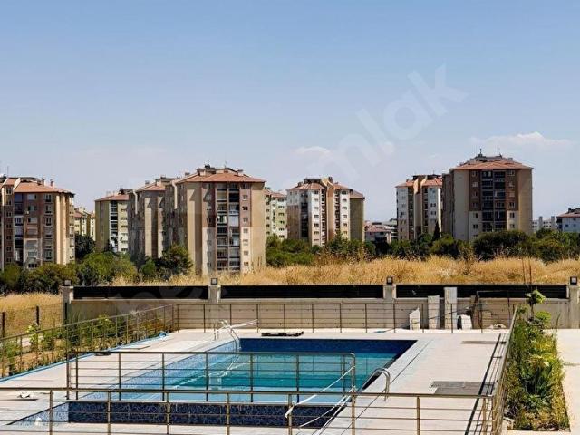 City20'den Karahasanlı'da Site içinde 3+1 150m2 Kiralık Daire !