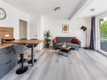 City oasis with balcony, Kiel Amsterdam Apartments for Rent