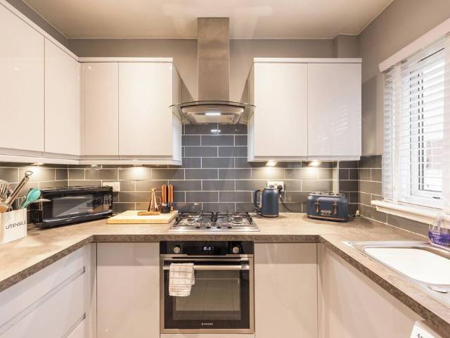 City of Edinburgh, EH16 6UX, United Kingdom | 1 bed house for rent #160283736 | Rentberry