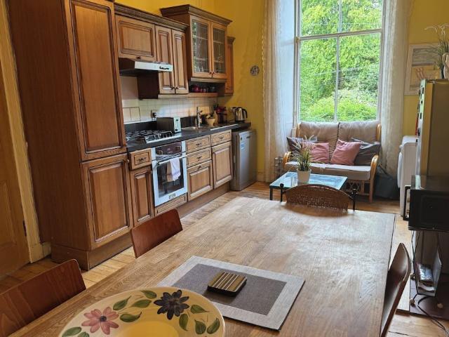City of Edinburgh, EH10 4AZ, United Kingdom | 2 bed apartment for rent #98090773 | Rentberry