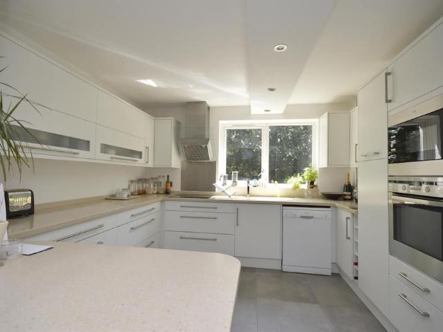 City of Edinburgh, EH11 1DR, United Kingdom | 2 bed house for rent #97017613 | Rentberry
