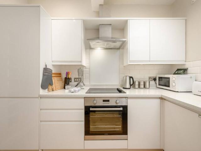 City of Edinburgh, EH11 1EQ, United Kingdom | 2 bed apartment for rent #170588278 | Rentberry