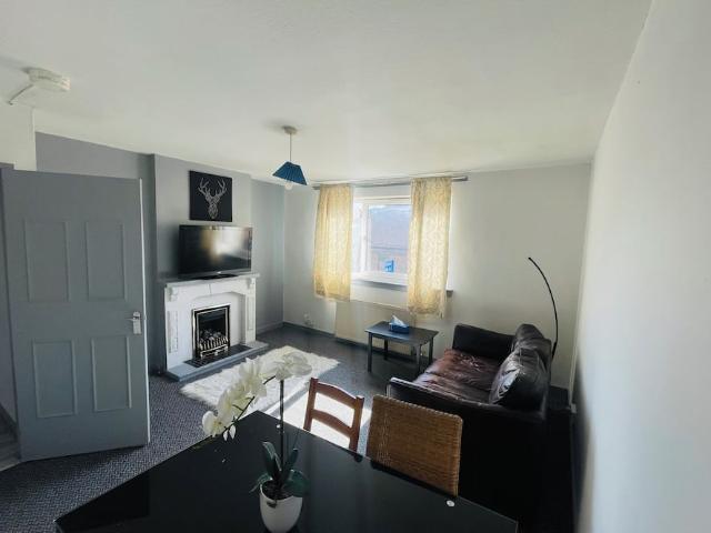 City of Edinburgh, EH11 2RY, United Kingdom | 1 bed apartment for rent #166723143 | Rentberry