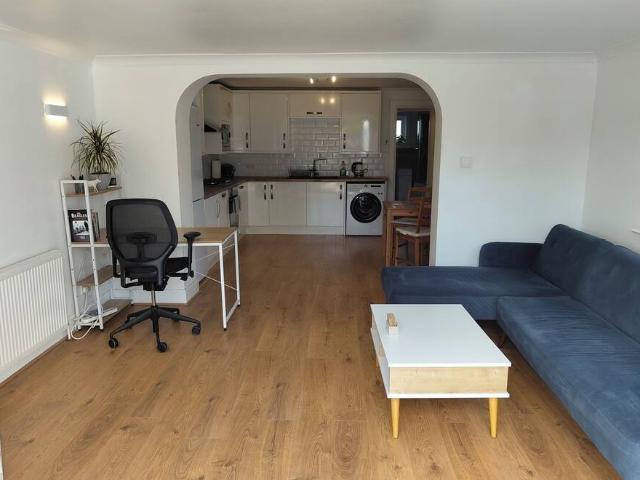 City of Edinburgh, EH12 7SA, United Kingdom | 2 bed house for rent #166723838 | Rentberry