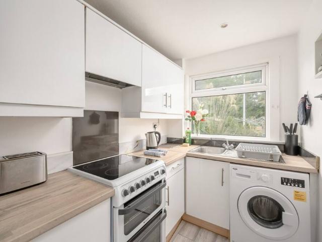 City of Edinburgh, EH12 9AG, United Kingdom | 2 bed house for rent #171151641 | Rentberry