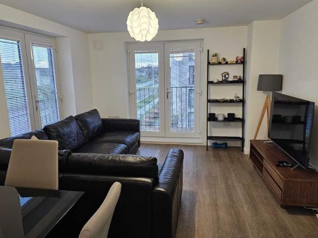 City of Edinburgh, EH12 9LR, United Kingdom | 2 bed apartment for rent #160537271 | Rentberry
