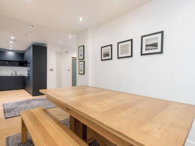 City of Edinburgh, EH1 3EP, United Kingdom | 3 bed townhouse for rent #96299592 | Rentberry