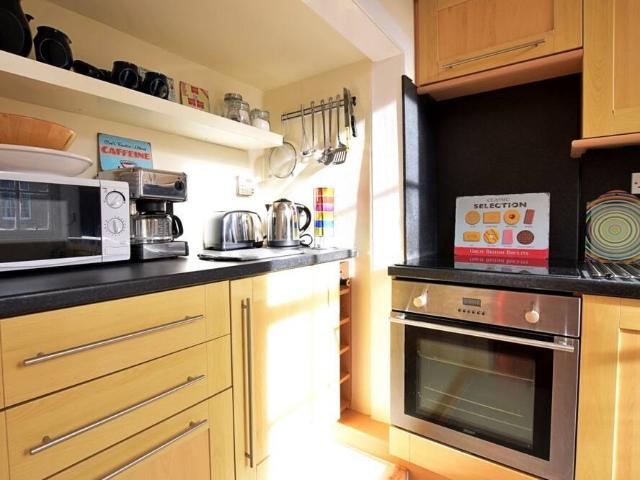 City of Edinburgh, EH1 3JX, United Kingdom | 2 bed apartment for rent #96491660 | Rentberry