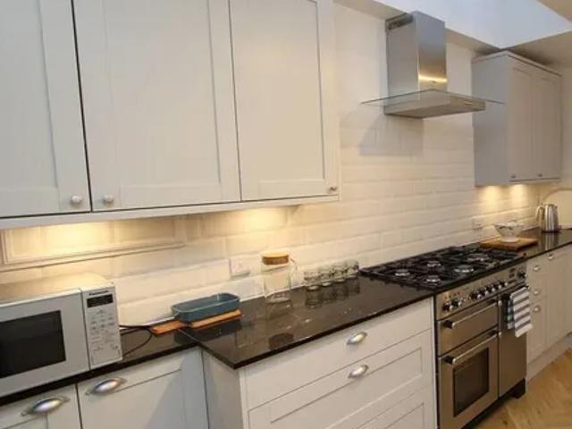 City of Edinburgh, EH1 3QR, United Kingdom | 2 bed apartment for rent #114006114 | Rentberry