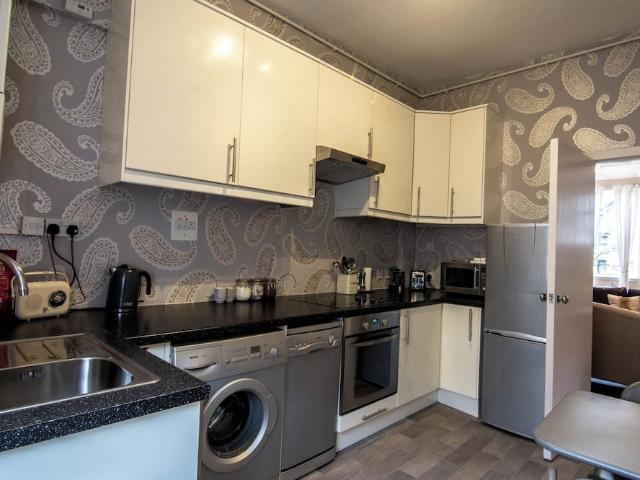City of Edinburgh, EH1 1RR, United Kingdom | 2 bed apartment for rent #95655197 | Rentberry
