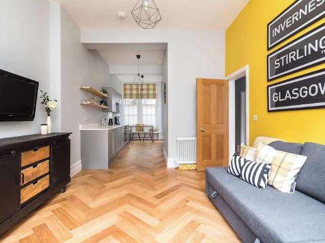City of Edinburgh, EH1 1SJ, United Kingdom | 2 bed apartment for rent #97141804 | Rentberry