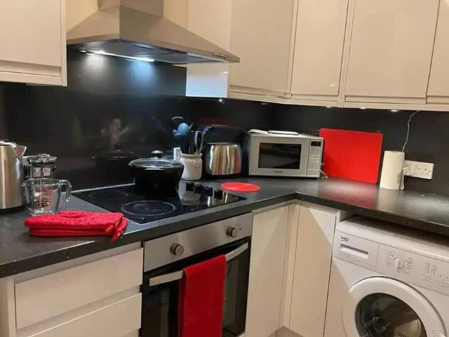City of Edinburgh, EH1 2EQ, United Kingdom | 2 bed apartment for rent #111600144 | Rentberry