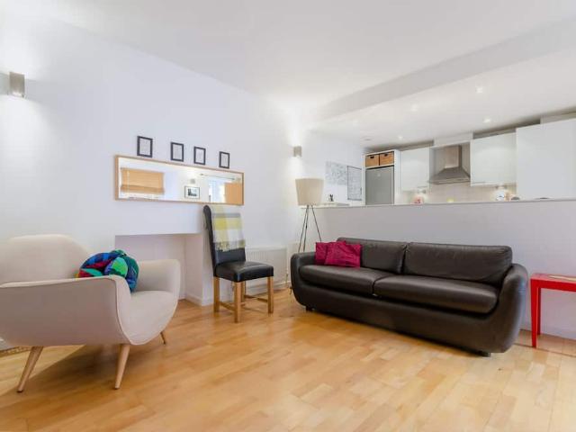 City of Edinburgh, EH1 2HB, United Kingdom | 1 bed apartment for rent #95849317 | Rentberry