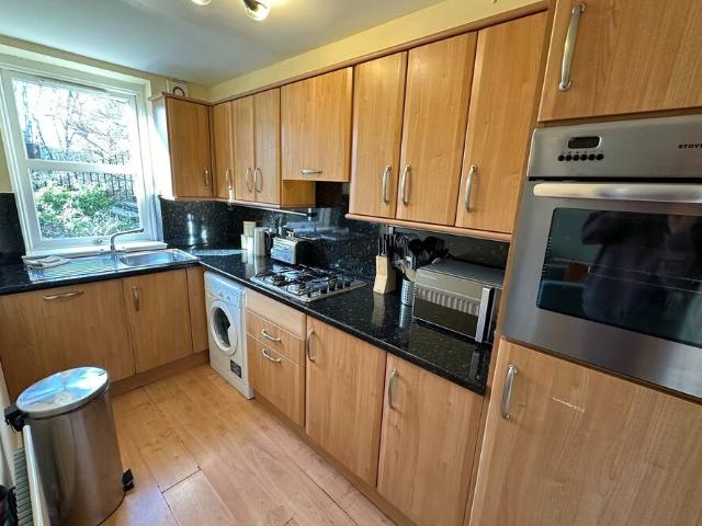 City of Edinburgh, EH1 2JT, United Kingdom | 2 bed apartment for rent #121495337 | Rentberry