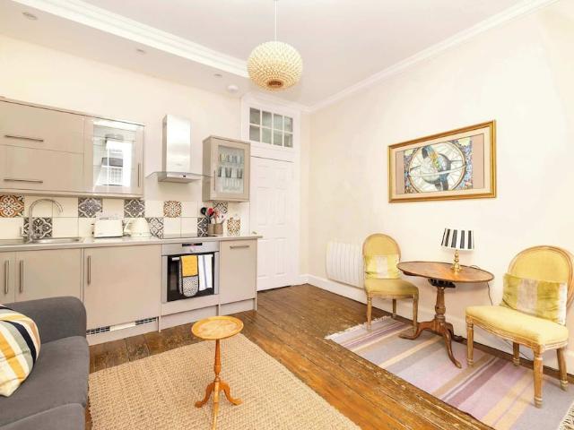 City of Edinburgh, EH1 2PA, United Kingdom | 1 bed apartment for rent #98195402 | Rentberry