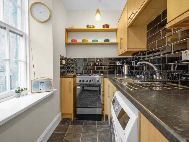 City of Edinburgh, EH1 2QE, United Kingdom | 2 bed apartment for rent #96701913 | Rentberry