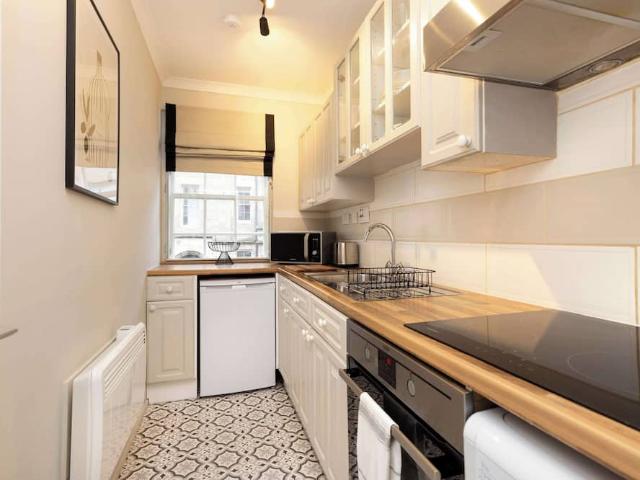 City of Edinburgh, EH1 2RX, United Kingdom | 1 bed apartment for rent #97869429 | Rentberry