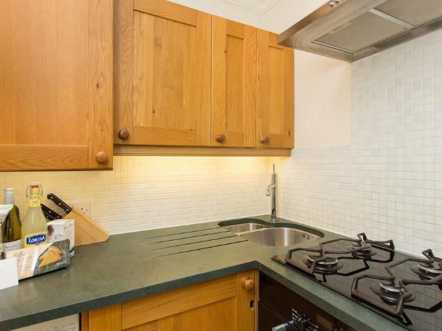 City of Edinburgh, EH3 5BP, United Kingdom | 2 bed townhouse for rent #96763880 | Rentberry