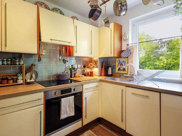 City of Edinburgh, EH3 5JN, United Kingdom | 2 bed apartment for rent #170857951 | Rentberry
