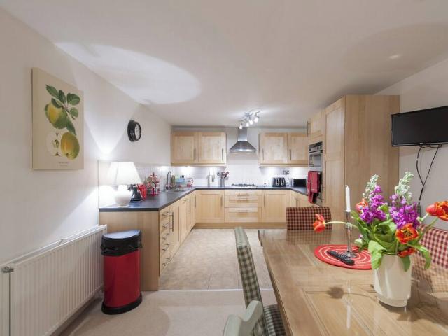 City of Edinburgh, EH3 6HG, United Kingdom | 3 bed townhouse for rent #164776196 | Rentberry