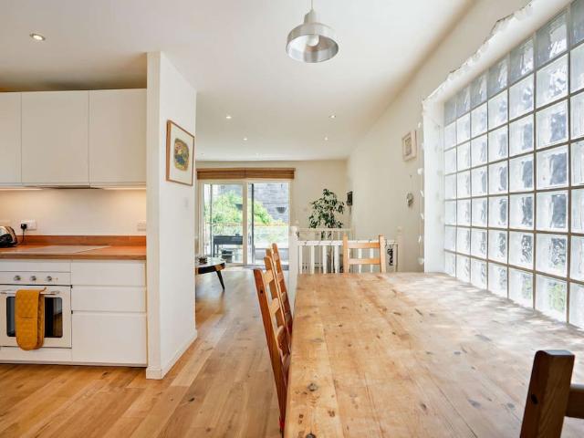 City of Edinburgh, EH3 6PA, United Kingdom | 3 bed house for rent #165099833 | Rentberry