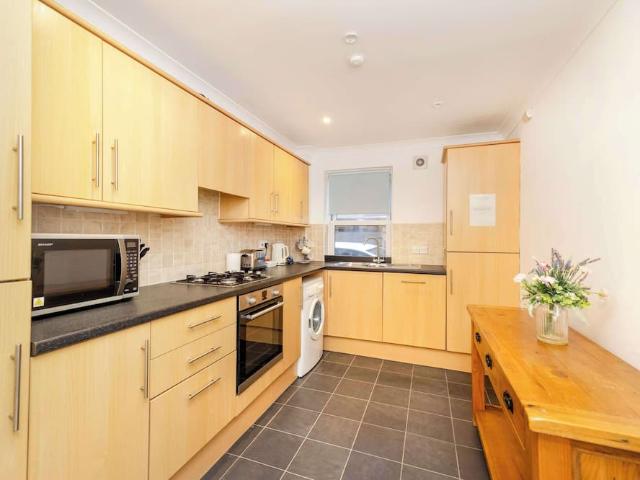 City of Edinburgh, EH3 8ED, United Kingdom | 2 bed apartment for rent #95736918 | Rentberry