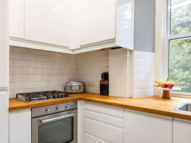 City of Edinburgh, EH3 9JZ, United Kingdom | 2 bed apartment for rent #169903640 | Rentberry