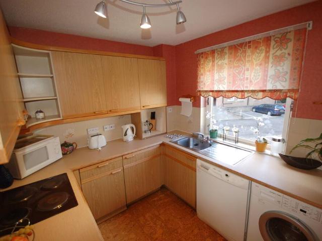 City of Edinburgh, EH4 3BY, United Kingdom | 2 bed apartment for rent #98206205 | Rentberry