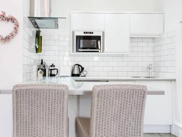 City of Edinburgh, EH4 1AP, United Kingdom | 2 bed apartment for rent #100900421 | Rentberry