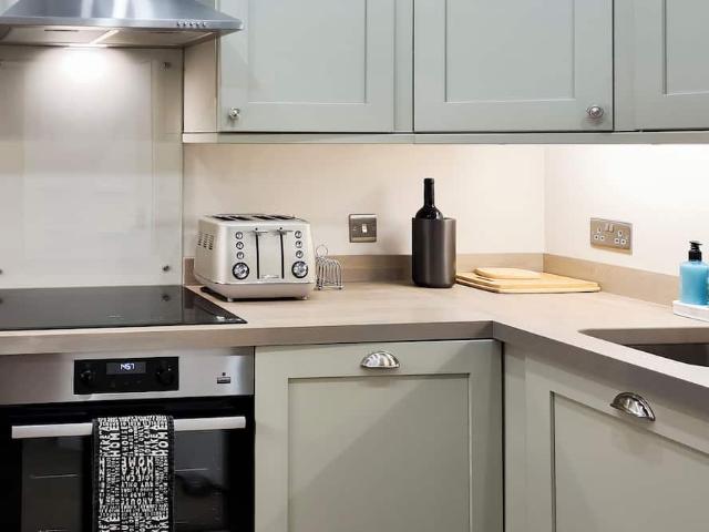City of Edinburgh, EH5 3RX, United Kingdom | 2 bed townhouse for rent #95900343 | Rentberry