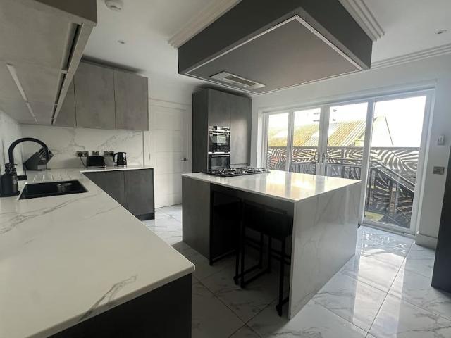 City of Edinburgh, EH5 1HD, United Kingdom | 4 bed house for rent #165088993 | Rentberry