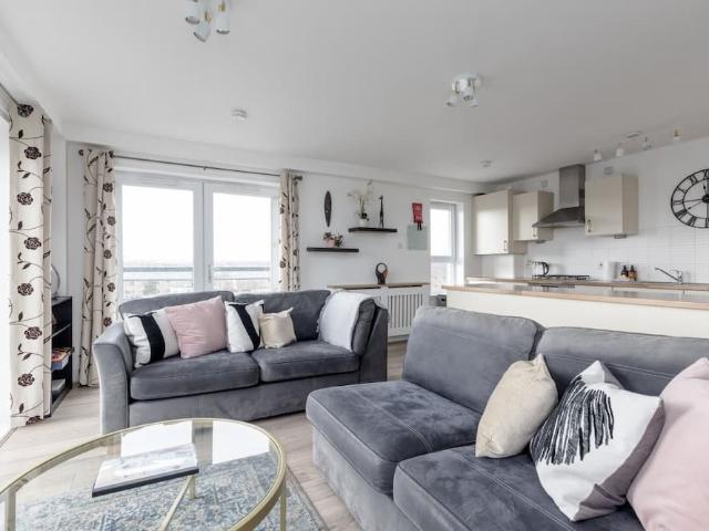 City of Edinburgh, EH6 4DS, United Kingdom | 1 bed apartment for rent #165688960 | Rentberry