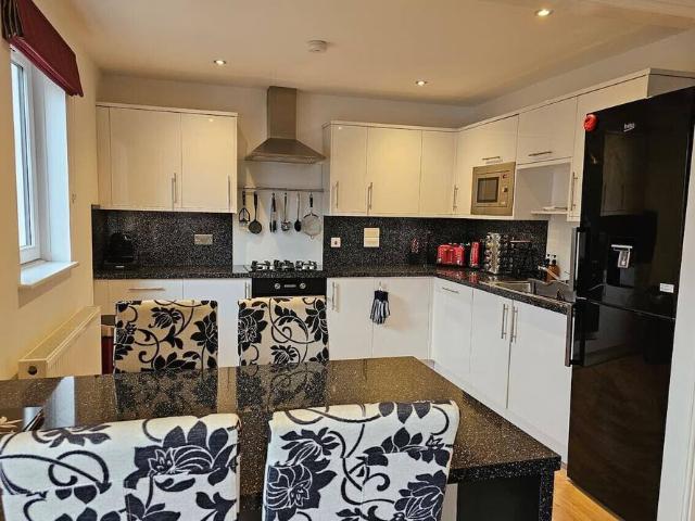 City of Edinburgh, EH6 5NQ, United Kingdom | 1 bed apartment for rent #135656451 | Rentberry