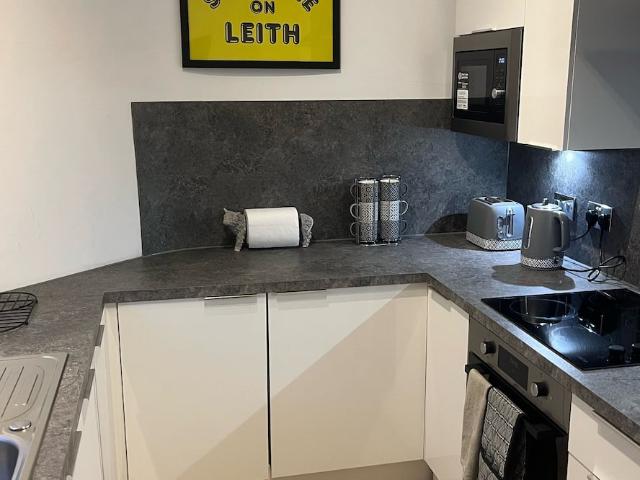 City of Edinburgh, EH6 5BR, United Kingdom | 2 bed apartment for rent #147335931 | Rentberry