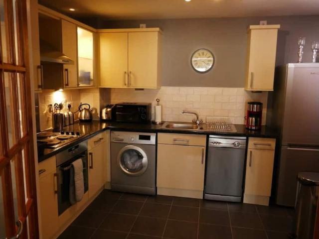 City of Edinburgh, EH6 5FF, United Kingdom | 2 bed apartment for rent #170787894 | Rentberry