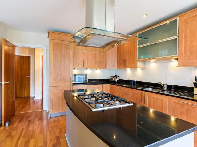 City of Edinburgh, EH6 6NQ, United Kingdom | 3 bed apartment for rent #96995479 | Rentberry