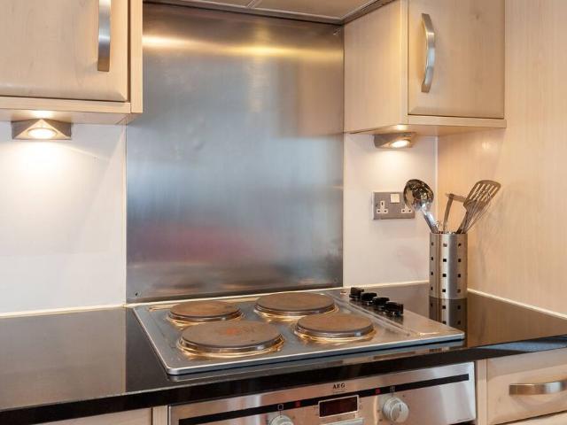 City of Edinburgh, EH6 6PT, United Kingdom | 2 bed apartment for rent #96070696 | Rentberry