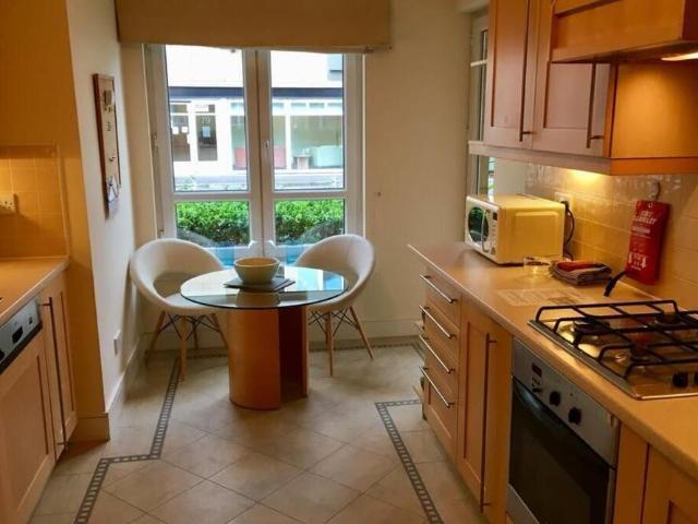 City of Edinburgh, EH7 4NG, United Kingdom | 2 bed apartment for rent #97284180 | Rentberry