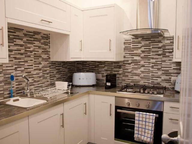 City of Edinburgh, EH7 4EA, United Kingdom | 2 bed apartment for rent #96339527 | Rentberry