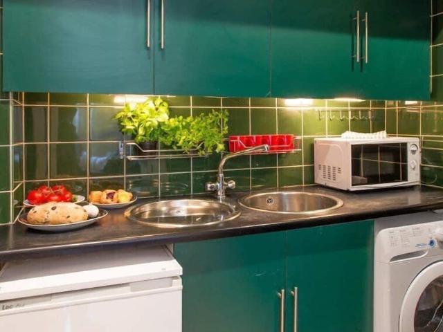 City of Edinburgh, EH7 4ED, United Kingdom | 1 bed apartment for rent #98240462 | Rentberry