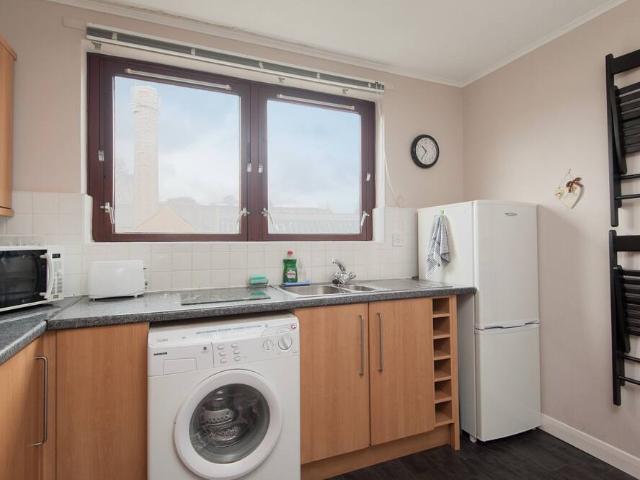 City of Edinburgh, EH7 4HQ, United Kingdom | 2 bed apartment for rent #113974352 | Rentberry