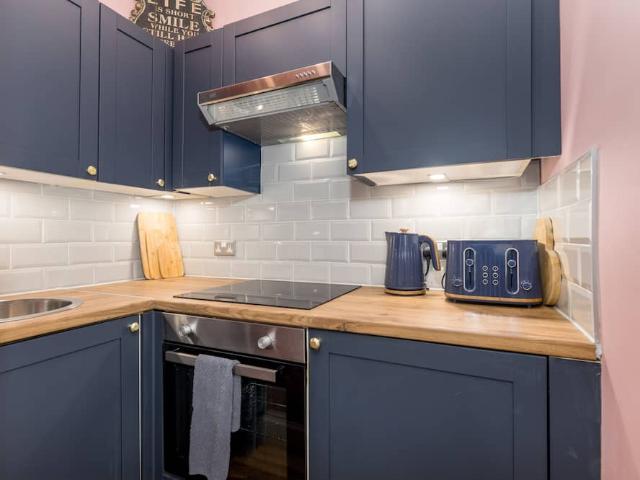 City of Edinburgh, EH7 5NW, United Kingdom | 1 bed apartment for rent #147875142 | Rentberry