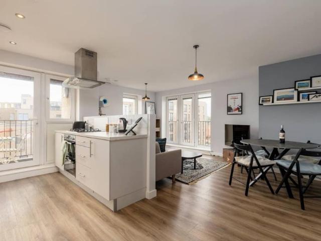 City of Edinburgh, EH7 5FR, United Kingdom | 1 bed apartment for rent #171782966 | Rentberry