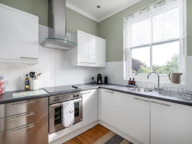 City of Edinburgh, EH7 5HN, United Kingdom | 1 bed apartment for rent #175999028 | Rentberry