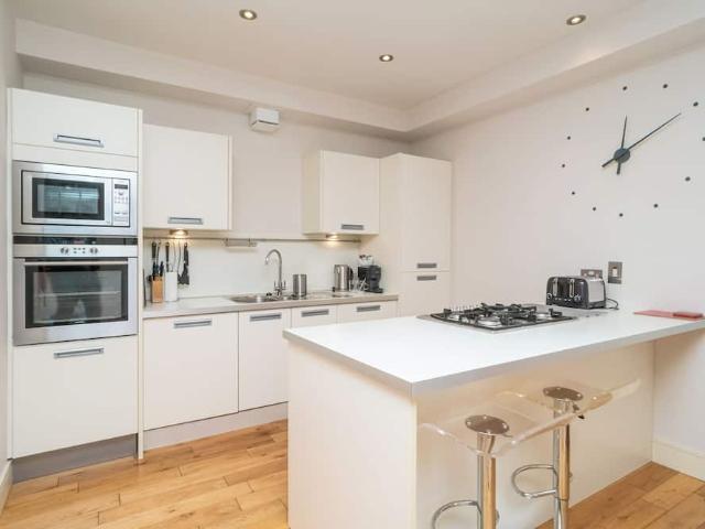 City of Edinburgh, EH7 5JD, United Kingdom | 2 bed house for rent #175991599 | Rentberry