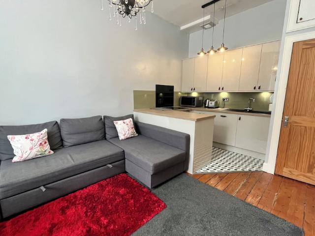 City of Edinburgh, EH7 5LN, United Kingdom | 1 bed apartment for rent #150261141 | Rentberry