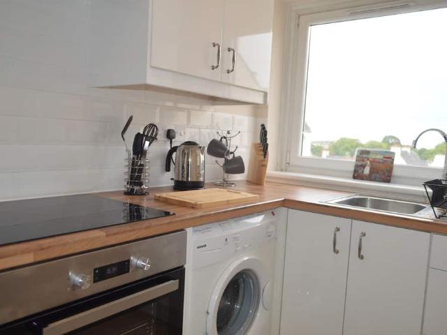 City of Edinburgh, EH8 8BZ, United Kingdom | 2 bed apartment for rent #118784775 | Rentberry